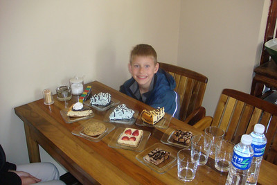 a birthday feast at Sweet Tooth in old town Dali