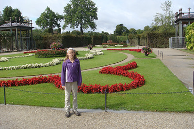 beautiful gardens at Schonbrunn Palace