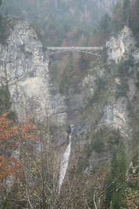 looking at the Marien Bridge from Neuschwanstein