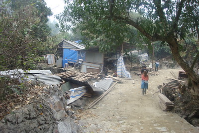 people everywhere were getting ready for the pilgrims that will come after Tet