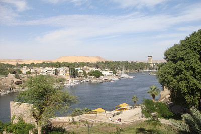 the Nile is very rocky and narrow in Aswan with little fertile soil on the banks