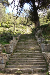 next stop, was Sun island and its Incan stairway built to reach a natural spring