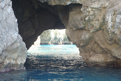 looking back towards the Green Grotto through a natrual arch