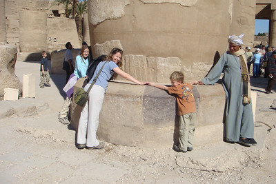 it takes 11 people to reach all the way around one of these columns