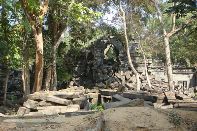 the ruins of Beng Mealia