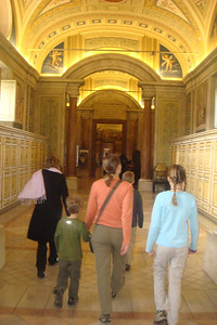 Romina led us a brisk walk to the Sistine Chapel