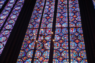 beautiful windows in St. Chapelle